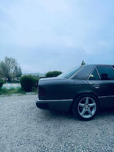 Mercedes-Benz: Mercedes-Benz W124: 1991 г., 2.3 л, Механика, Бензин, Седан — 4