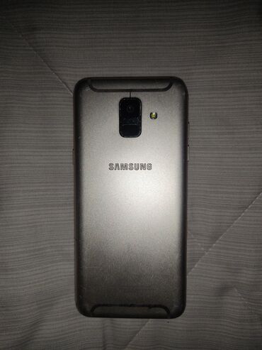 samsun a54: Samsung Galaxy A6, 32 GB, rəng - Bej, Qırıq, Düyməli, Sensor
