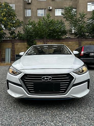 Hyundai Elantra: 2020 г., Автомат, Электромобиль, Седан