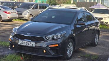 свежепригнанный: Kia K3: 2018 г., Вариатор, Бензин, Седан