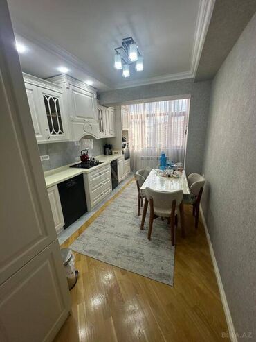 Köhnə tikili: Bakı, 4-cü mikrorayon, 3 otaqlı, Köhnə tikili, 92 kv. m — 9