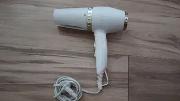 Fenovi za kosu: Carerra fen 2000w - Germany Potpuno ispravan Clatronik mali fen na lalafo.rs — 12 Fenovi za kosu: Carerra fen 2000w - Germany Potpuno ispravan Clatronik mali fen — 12