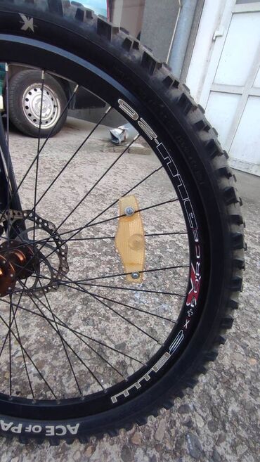 Bicikli za odrasle: Prodajem odlicnu musku biciklu nemackog proizvodjaca "Marazan" sa 24 na lalafo.rs — 7 Bicikli za odrasle: Prodajem odlicnu musku biciklu nemackog proizvodjaca "Marazan" sa 24 — 7