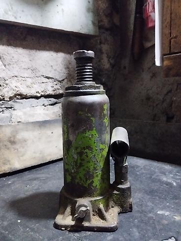 traktor mini: Hidravlik “butulka” tipli domkrat - Tip: Şaquli (bottle jack) — 2