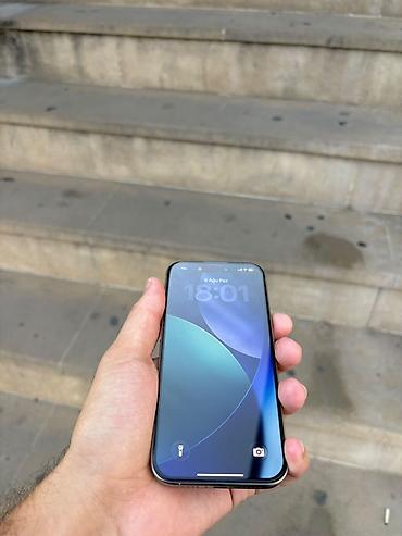 15 pro qara: IPhone 15 Pro, Face ID — 7
