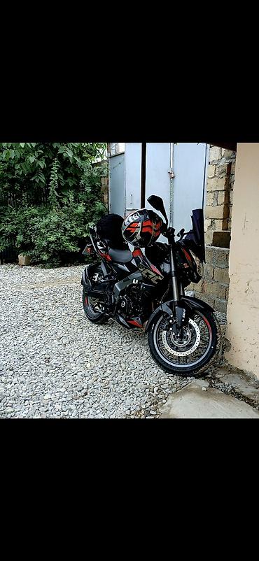 Motosikletlər: Bajaj 200 sm3 — 3