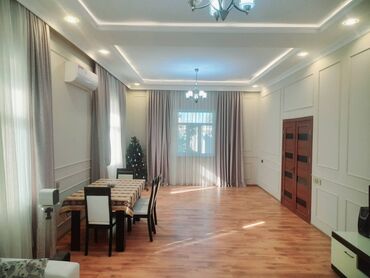 Həyət evləri və villaların satışı: 300 kv ev ikidasli tikili. Qaz su isiq daimi. Avtobus dayanacaginin — 1