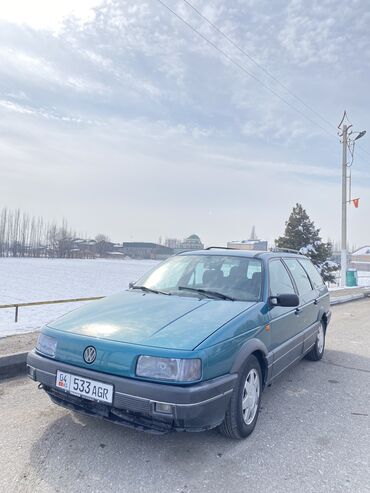 ниссан универсал: Volkswagen Passat: 1991 г., 2 л, Механика, Бензин, Универсал