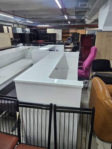 Ofis masaları: Resepsin Masalar sekilde gorunduyu kimidir hec bir prablemi yoxdur 3 -da lalafo.az — 1 Ofis masaları: Resepsin Masalar sekilde gorunduyu kimidir hec bir prablemi yoxdur 3 — 1