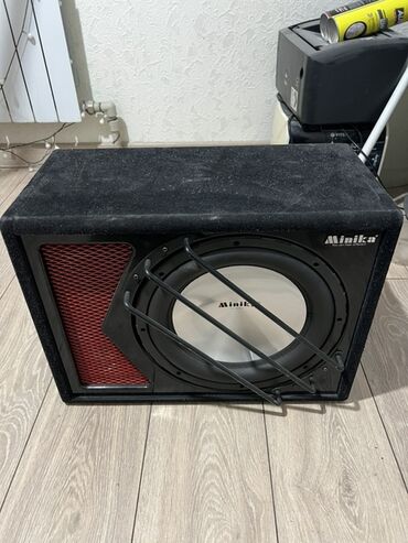 усилитель жсм сигнала: Активный автомобильный сабвуфер Minika в закрытом корпусе