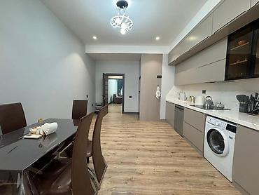 ecemide kiraye evler 2025: İcarəyə verilir 2 otaqlı yeni tikili 95 m², Ağ şəhər q. Kateqoriya — 3