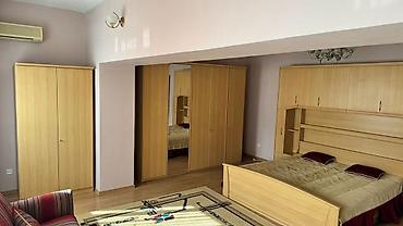 Долгосрочная аренда квартир: 3 комнаты, Риэлтор, Без подселения, С мебелью полностью — 7