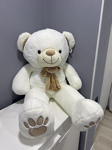 pettee bear: Большой плюшевый мишка Новый с этикеткой Брали за 8.000 - Цвет — 1