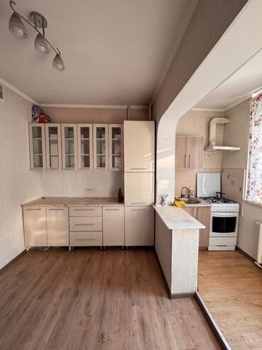 Продажа квартир: 2 комнаты, 64 м², 106 серия, 6 этаж, Косметический ремонт