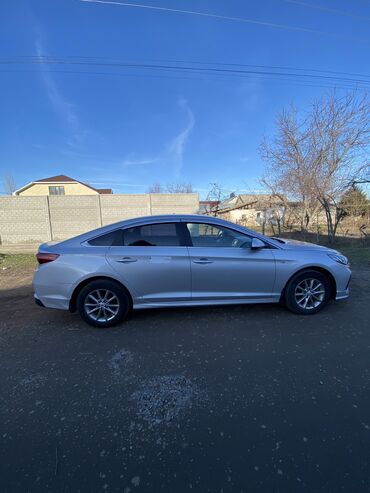 Hyundai: Hyundai Sonata: 2019 г., 2 л, Типтроник, Газ, Седан — 3