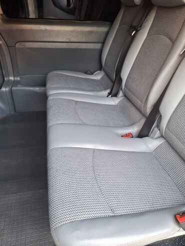 Podveska, xodovoy hissələri: Mercedes-Benz Vito mikroavtobus – geniş salon və rahat oturacaqlar -