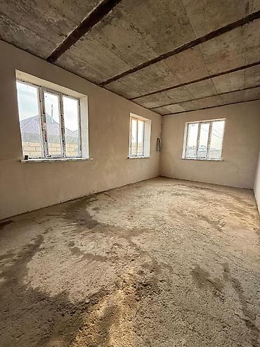 Продажа домов: 6 комнат и более, 200 м², 4 соток, Бишкек, Ак-Ордо 3 ж/м Собственник — 5
