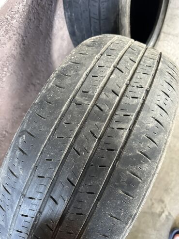 диск 1857014: Шины 215 / 55 / R 17, Лето, Б/у, Комплект, Легковые, Китай, Roadstone