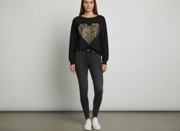 Bluzy: Bluza damska
, rozmiar L