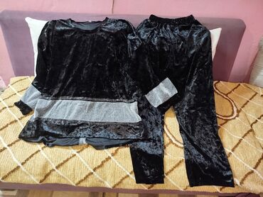 Кофты, свитеры: Qara məxməri qadın dəsti – köynək və şalvar - Material: yumşaq