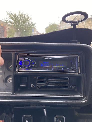 Pioneer avtomobil maqnitofonu - 1-DIN ölçülü ön panel - Rəngli (mavi)