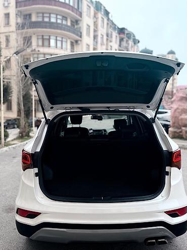 Hyundai: Hyundai Santa Fe: 2 l | 2015 il Ofrouder/SUV — 9