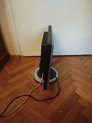 Monitori: LG Flatron L204WS LCD monitor — 3