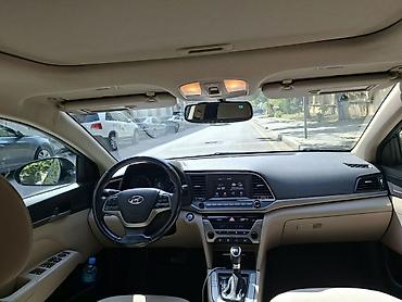 perodok: Hyundai Elantra: 2 l | 2017 il Sedan — 7