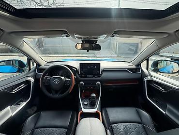 Toyota: Toyota RAV4: 2019 г., 2.5 л, Автомат, Бензин, Внедорожник — 6