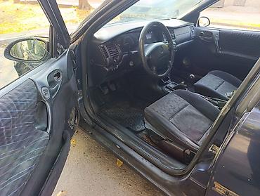 рино тешка 520: Opel Vectra: 1998 г., 2 л, Механика, Бензин, Седан — 7