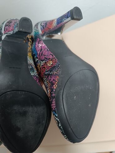 Salonke: Salonke, Stefano, 37 — 6