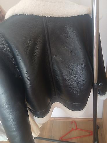 zip: Ženska zimska jakna Pull&Bear, model sa veštačkim krznom — 1