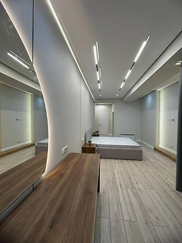 999: 3 комнаты, 131 м², 10 мкр Элитка, 7 этаж, Дизайнерский ремонт — 2