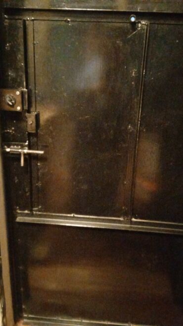 двери железные входные: Входная дверь, цвет - Черный, 2 * 1