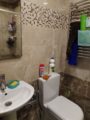 Uzunmüddətli kirayə mənzillər: Mənə xanım yoldaş lazımdı evin hər şəraiti var Xırdalan kirstal 2 — 4