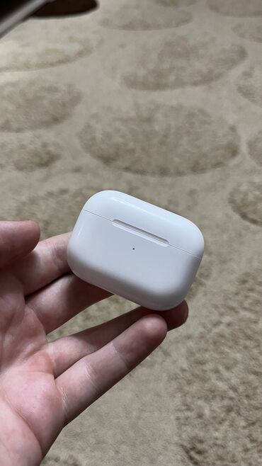 Наушники: Вакуумные, Apple, Б/у, Беспроводные (Bluetooth), Классические