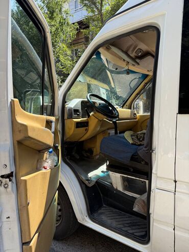 Mercedes-Benz: Mercedes-Benz mikroavtobus - Kuzov: uzun baza, yüksək tavanlı, ağ — 4