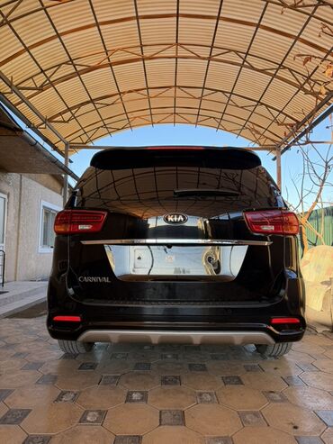 Kia: Kia Carnival: 2019 г., 2.2 л, Автомат, Дизель, Минивэн — 14