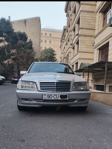 zor maşın şəkilləri: Mercedes-Benz C-Class: 1.8 l | 1993 il Sedan