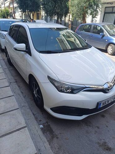 Toyota: Toyota Auris: 1.4 l. | 2015 έ. Πολυμορφικό — 3