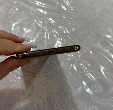 Apple iPhone: IPhone Xs Max, 64 GB, Qızılı, Face ID — 4