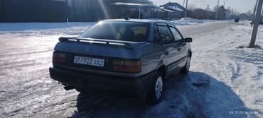 одсей 1: Volkswagen Passat: 1988 г., 1.8 л, Механика, Бензин, Седан