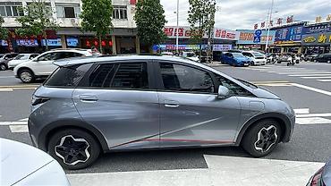 byd дельфин: BYD Dolphin: 2022 г., Электромобиль, Хэтчбэк — 4