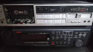 zapchasti na mersedes 124: Аудио аппараты-"Fostex","Sony" на запчасти 2 аппарата под
