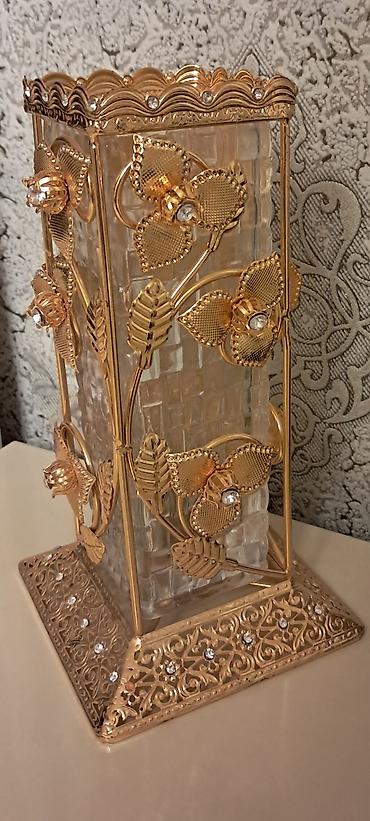 Zərif dekorativ şamdan/vaza - Material: qalın şüşə gövdə, qızılı lalafo.az -da Zərif dekorativ şamdan/vaza - Material: qalın şüşə gövdə, qızılı