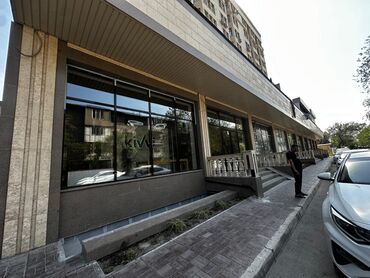 дом азия молл: Продаю Стоматологический центр, 127 м²