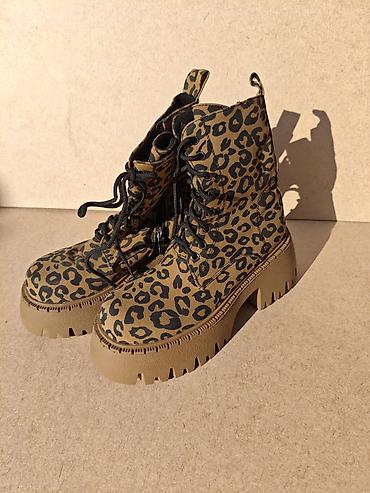 boot: У нас распродажа!Переходите в профиль,или приходите в гости.Есть — 2