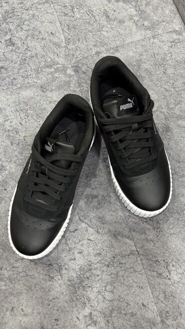 лоро пиано обувь женская цена: Кроссовки Puma оригинал! черного цвета с белой подошвой. Модель имеет
