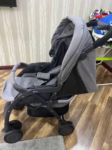 usaq ucun qizil qolbaqlar: DilChicco kalyasqa 160 azn satilir. 520manata alinib chicco brendidi