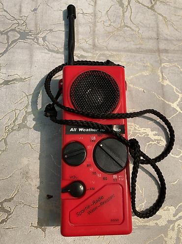 mikrosxem: All Weather IC Radio – portativ AM/FM cib radiosu Xüsusiyyətlər: - — 3